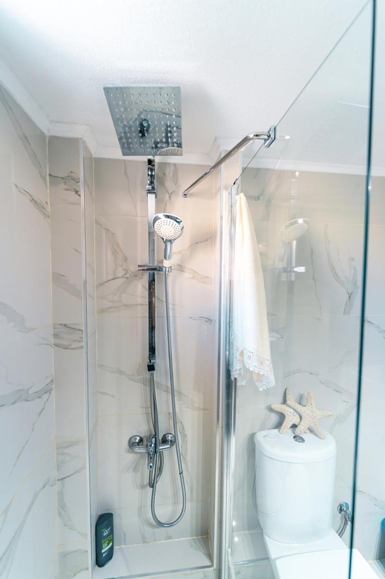 Luxury And Sunny Apartment 250 Mts From The Beach!! Peraia  Bagian luar foto